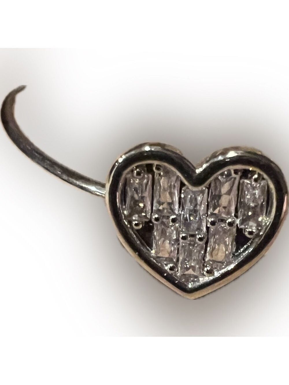FASHION JEWELRY heartbcuff, silver, cubic cerconia. - Picture 3 of 4